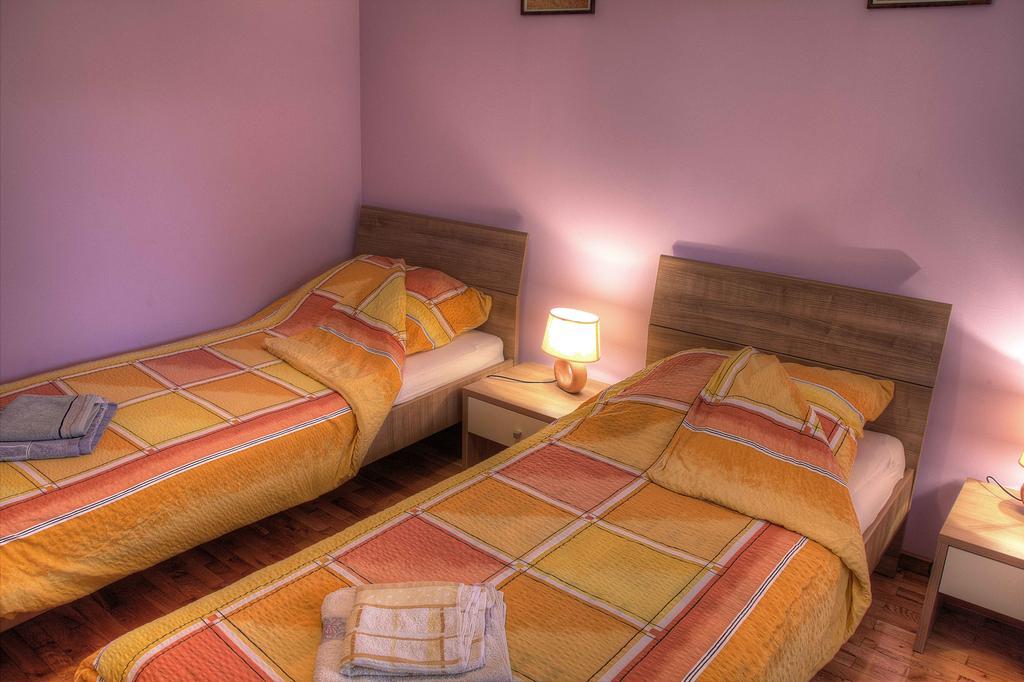 Apartman Anka Ratkovica Exterior foto